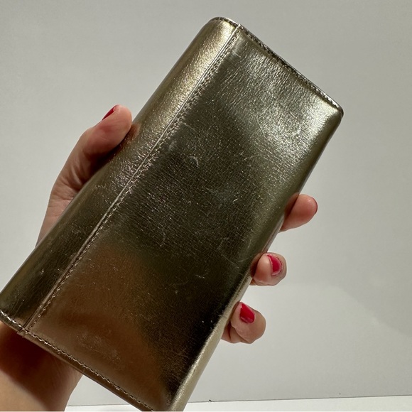Authentic Kate Spade Wallet - Picture 2 of 11